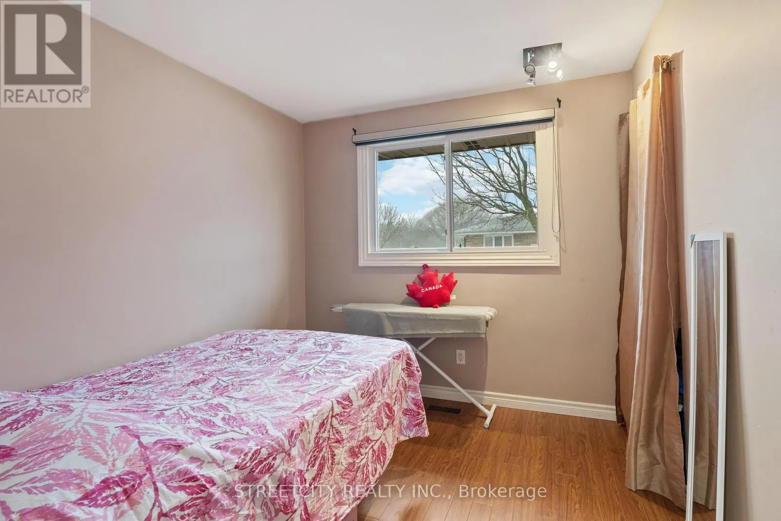 54 BRENNAN DRIVE N