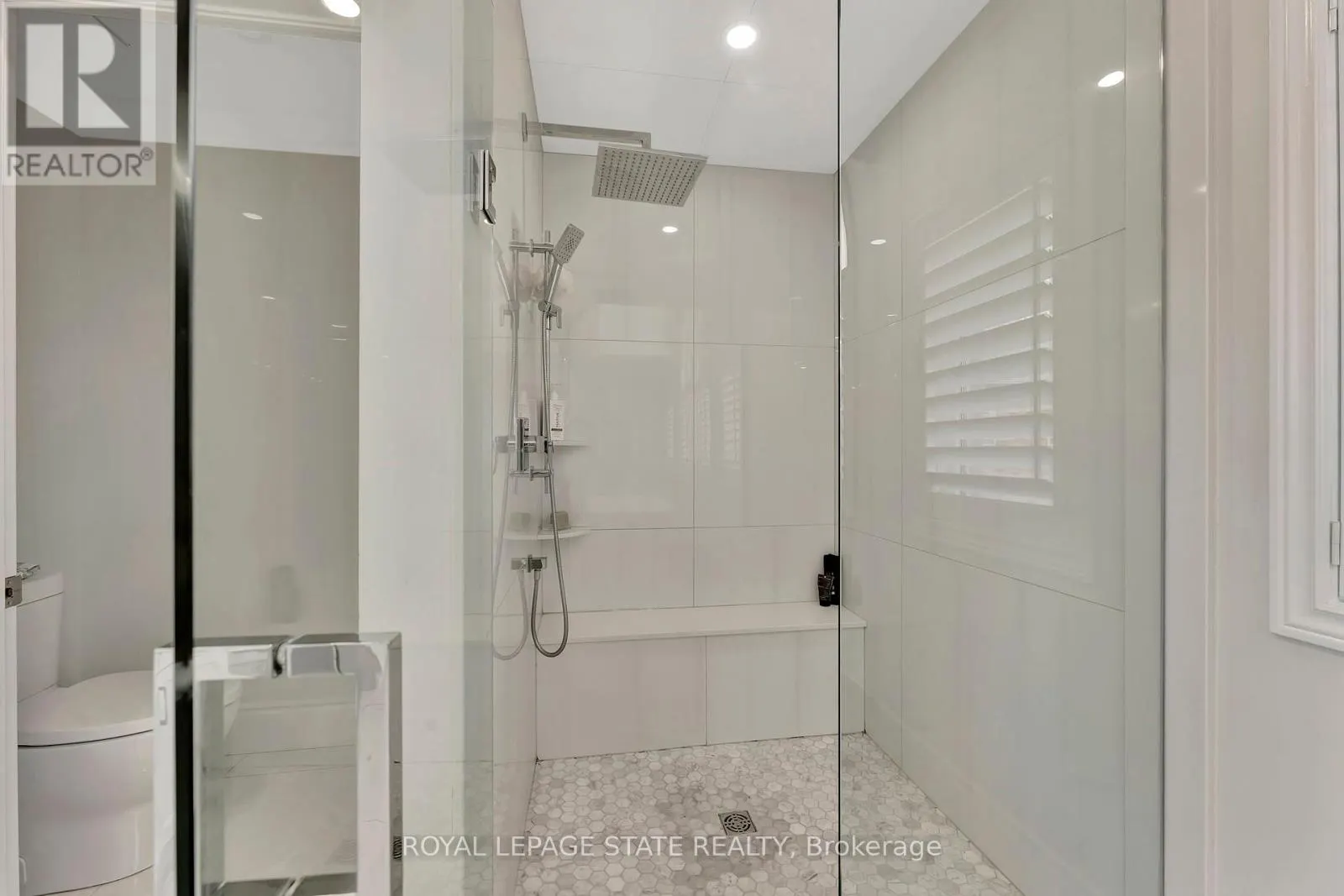 7 BERNINI COURT