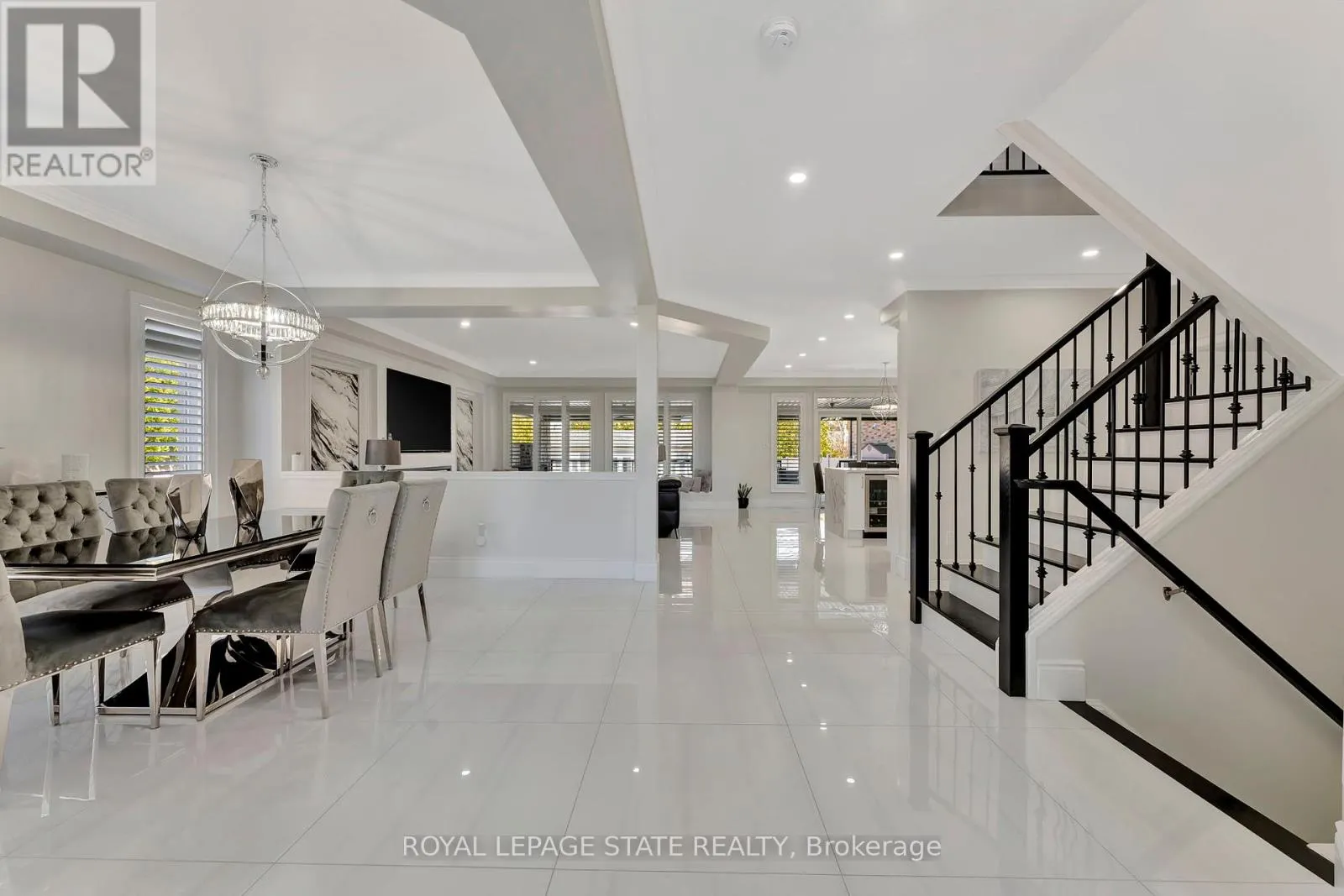 7 BERNINI COURT
