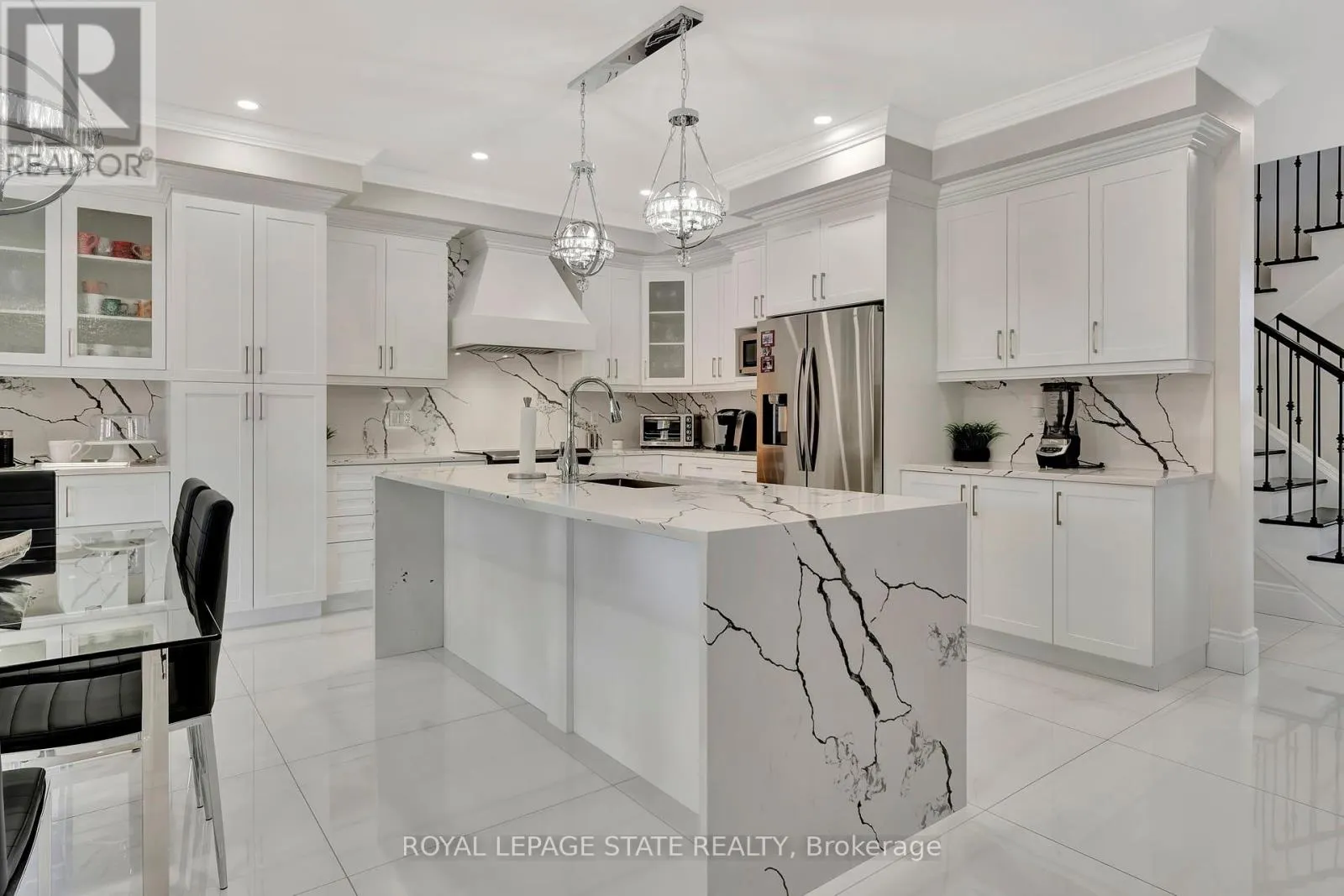 7 BERNINI COURT