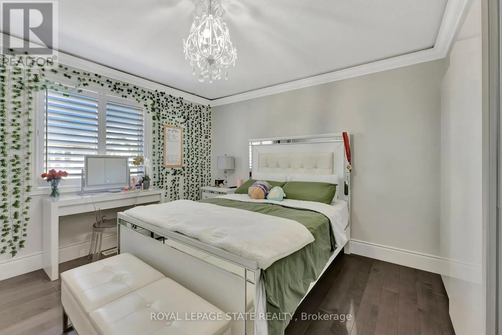 7 BERNINI COURT