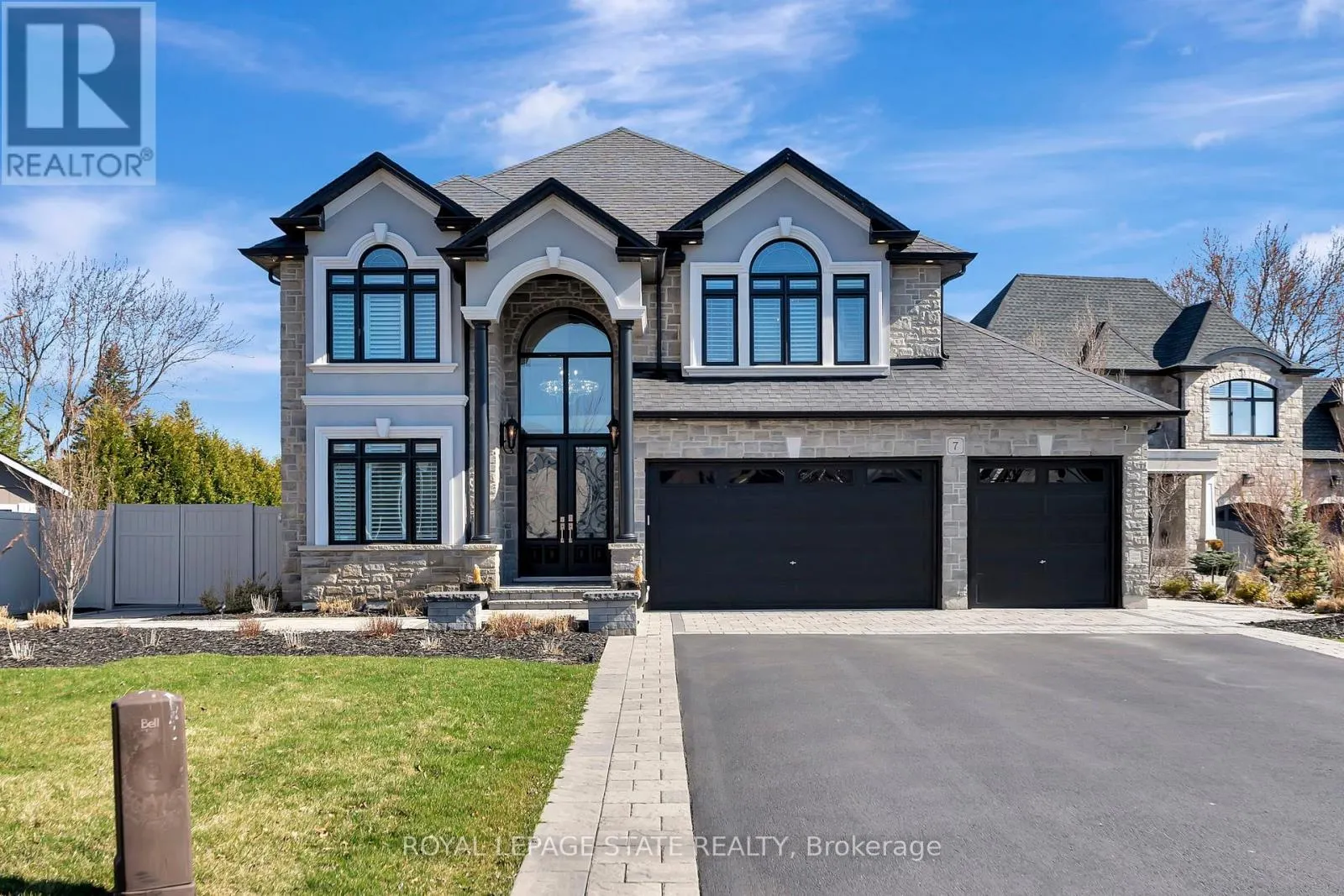 7 BERNINI COURT