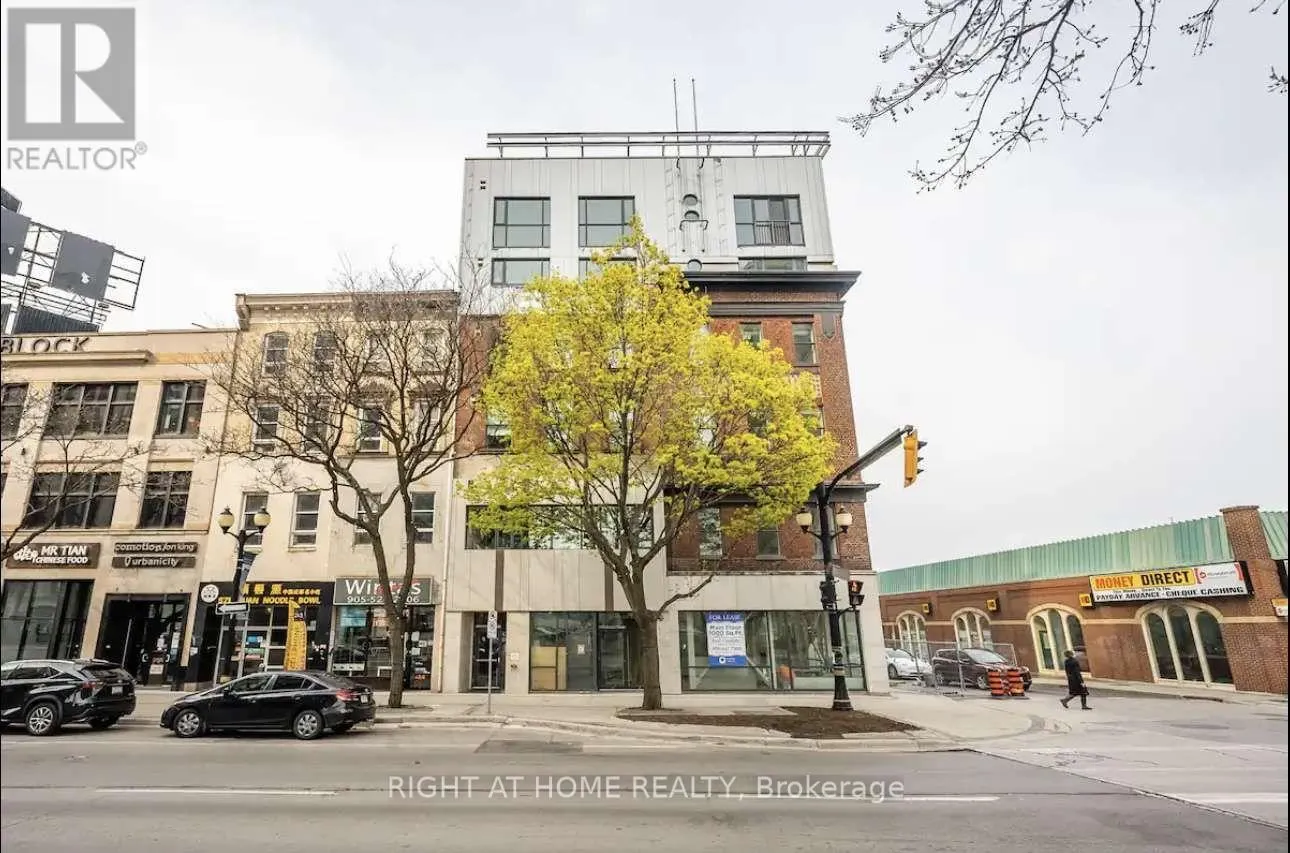 101 - 121 KING STREET E