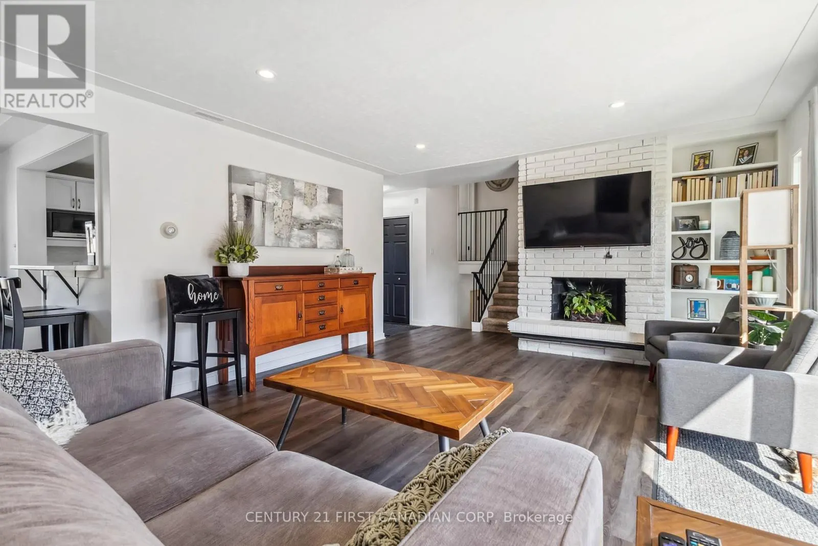 264 CHITTICK CRESCENT