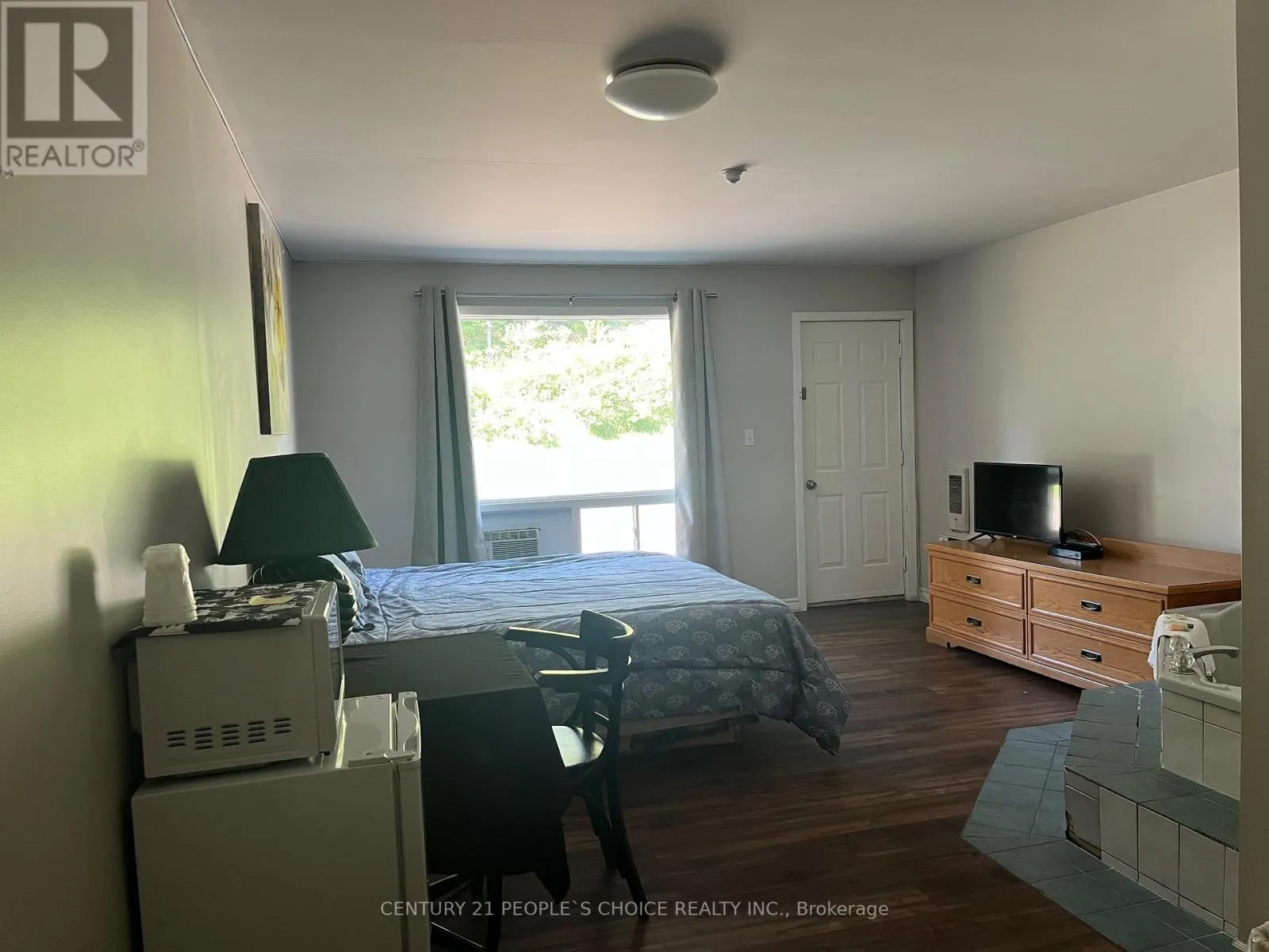 127 FRONT STREET