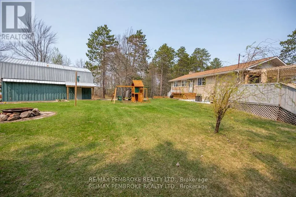 36 LABINE CRESCENT