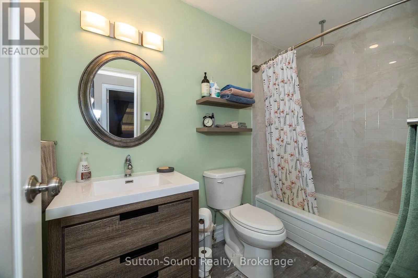 1160 12TH STREET E