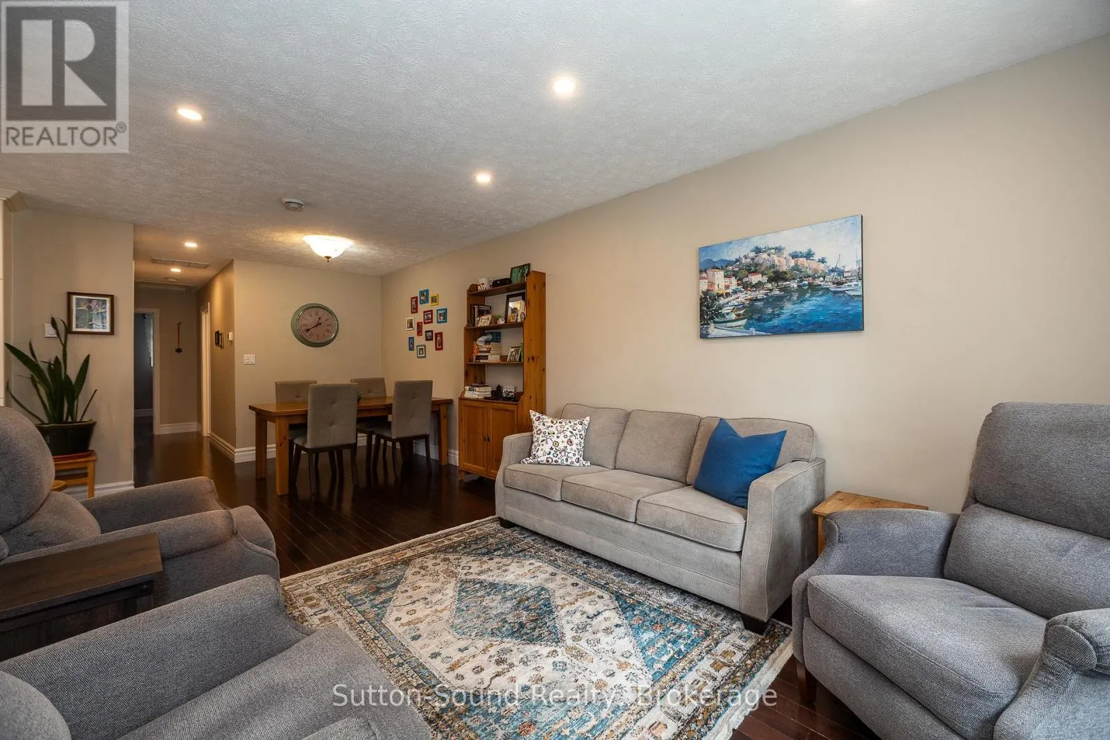 1160 12TH STREET E