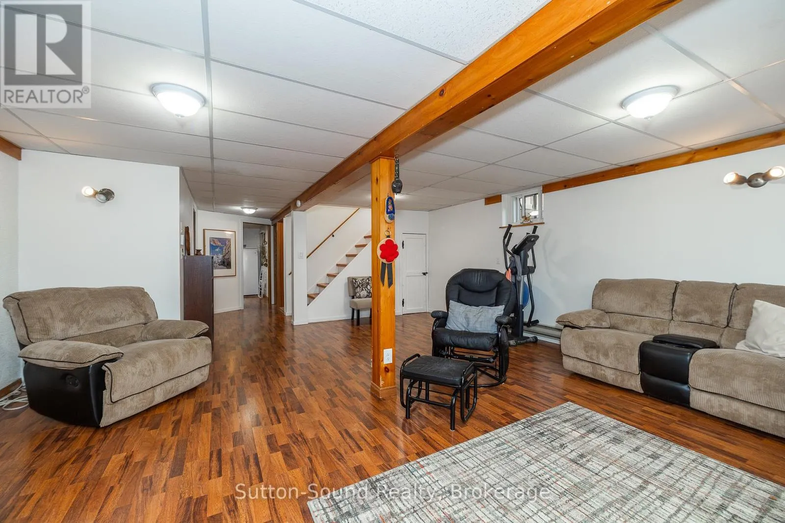 1160 12TH STREET E