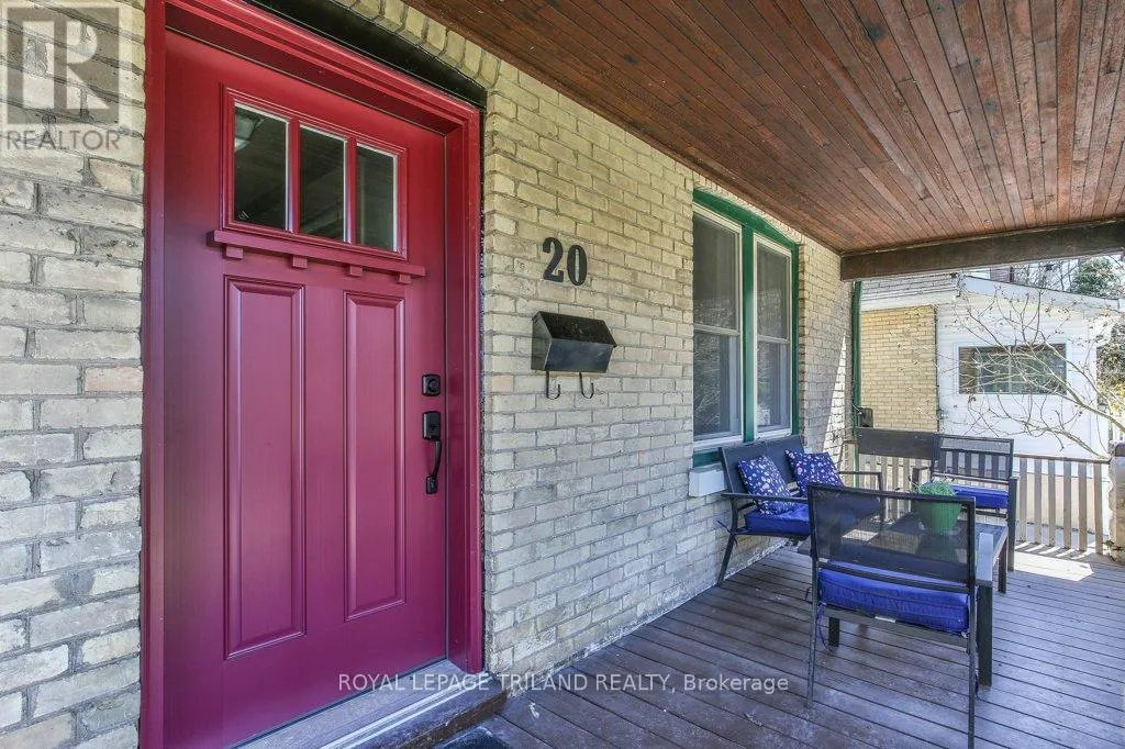 20 MCALPINE AVENUE