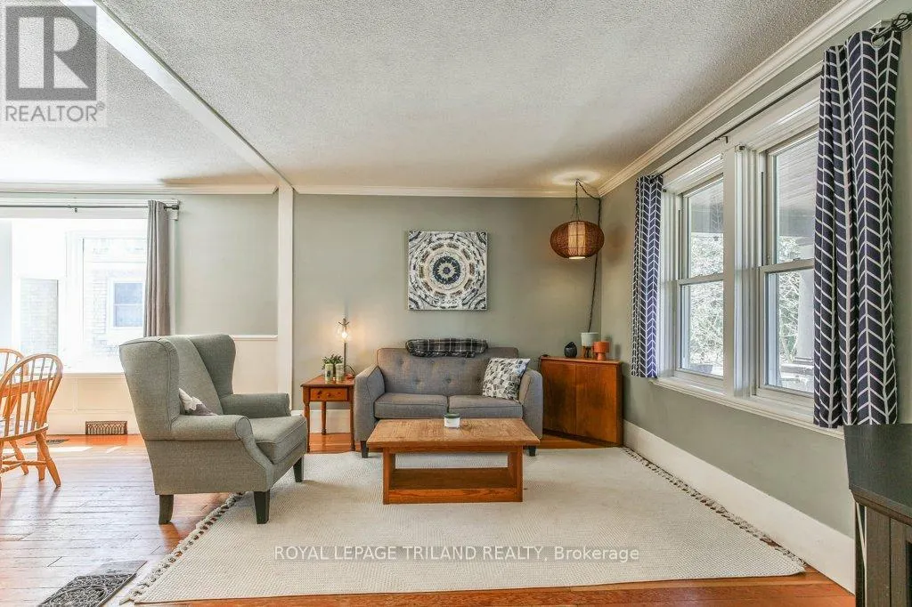 20 MCALPINE AVENUE