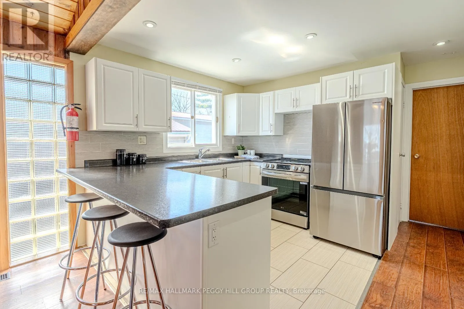 185 AVERY POINT ROAD
