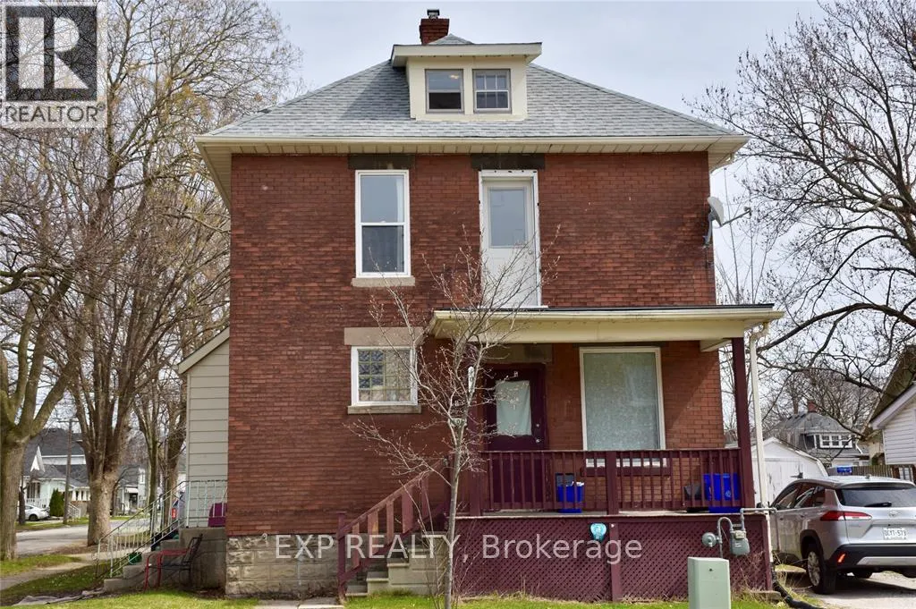 104 FORSYTH STREET S