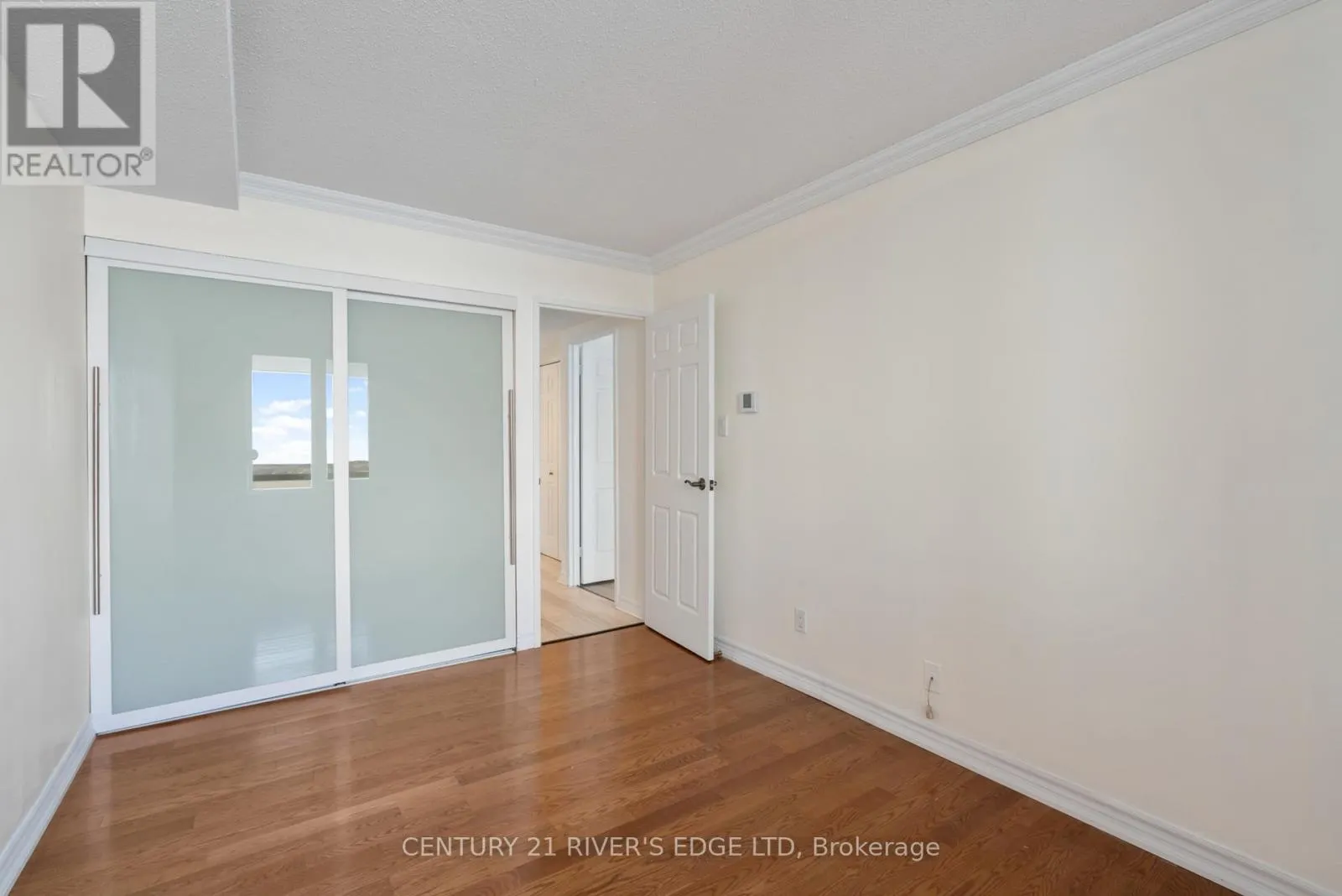 601 - 55 WATER STREET E