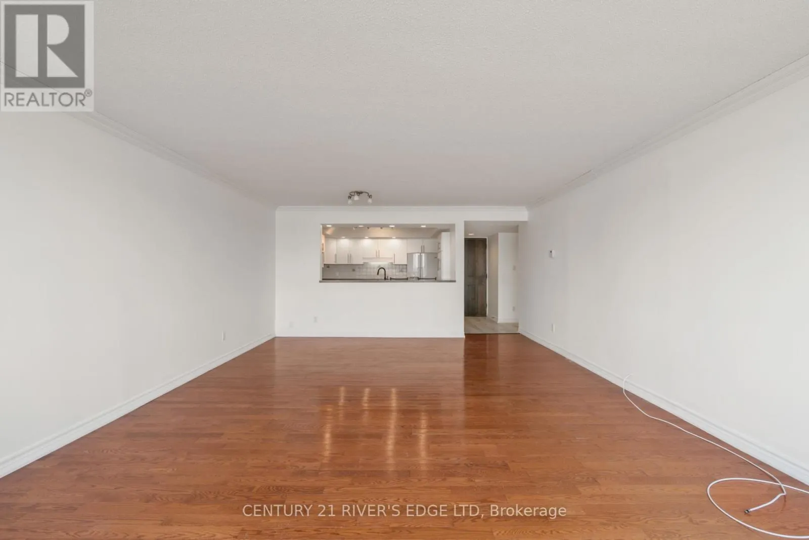 601 - 55 WATER STREET E