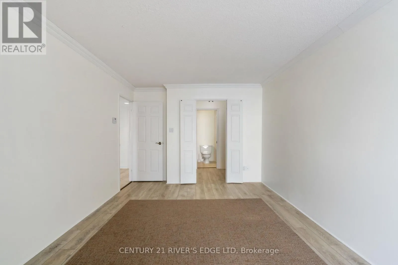 601 - 55 WATER STREET E