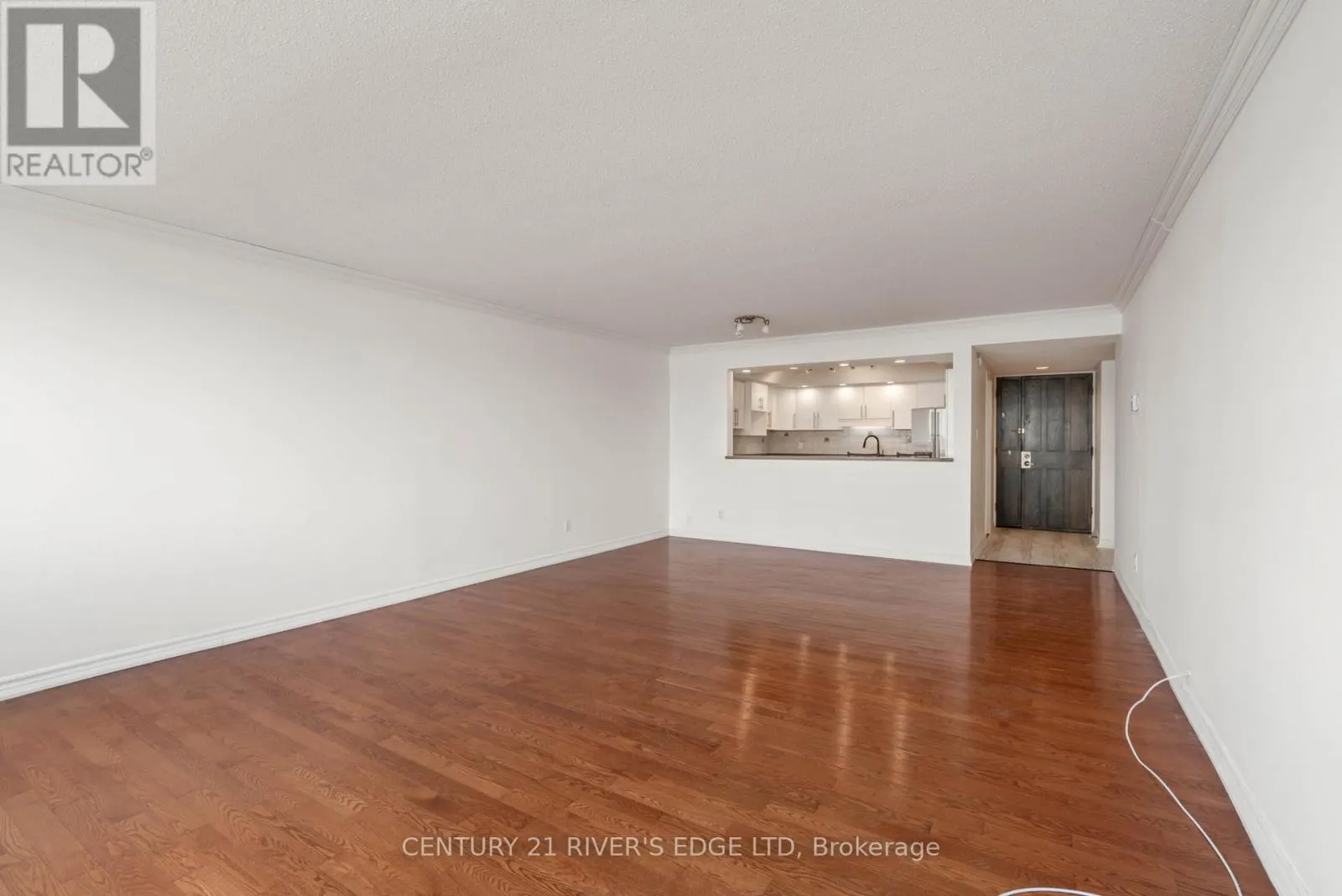 601 - 55 WATER STREET E