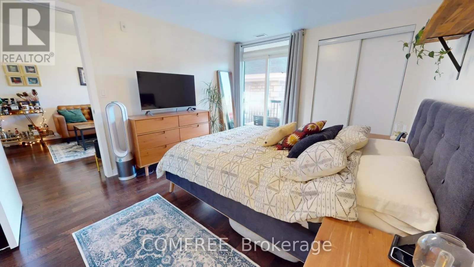 409 - 456 KING EDWARD AVENUE
