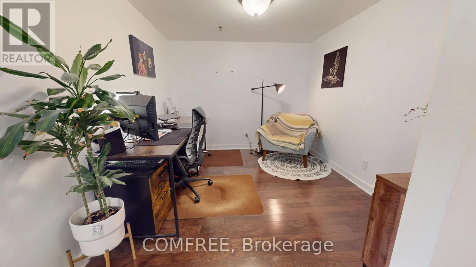 409 - 456 KING EDWARD AVENUE