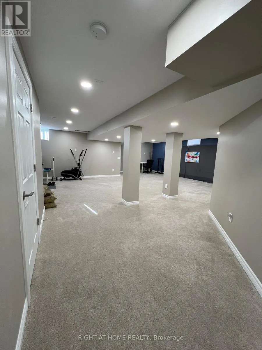 64 WINSLOW WAY