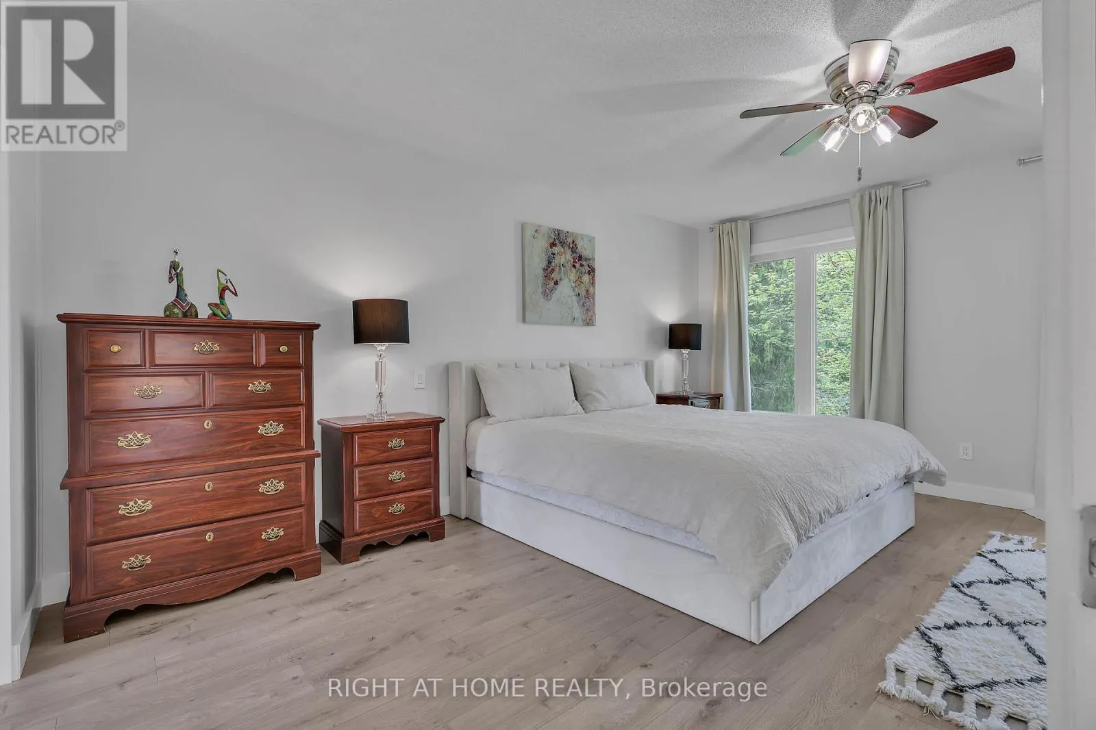 119 STURGEON GLEN ROAD