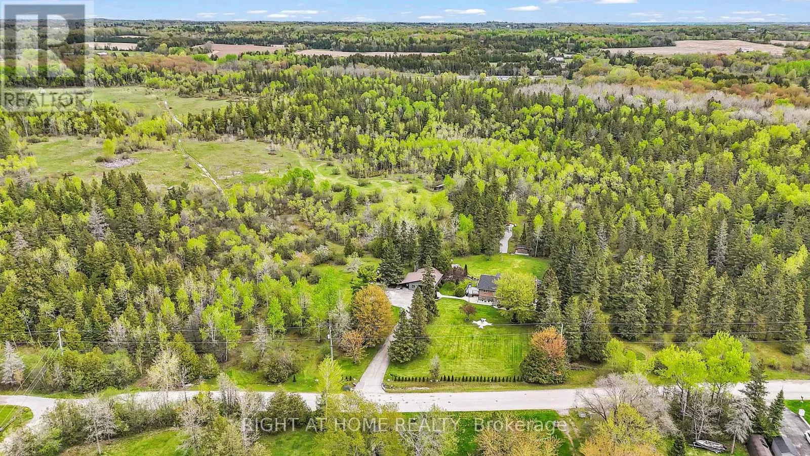 119 STURGEON GLEN ROAD