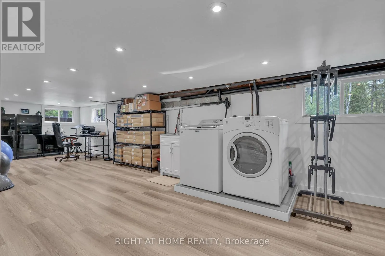 119 STURGEON GLEN ROAD