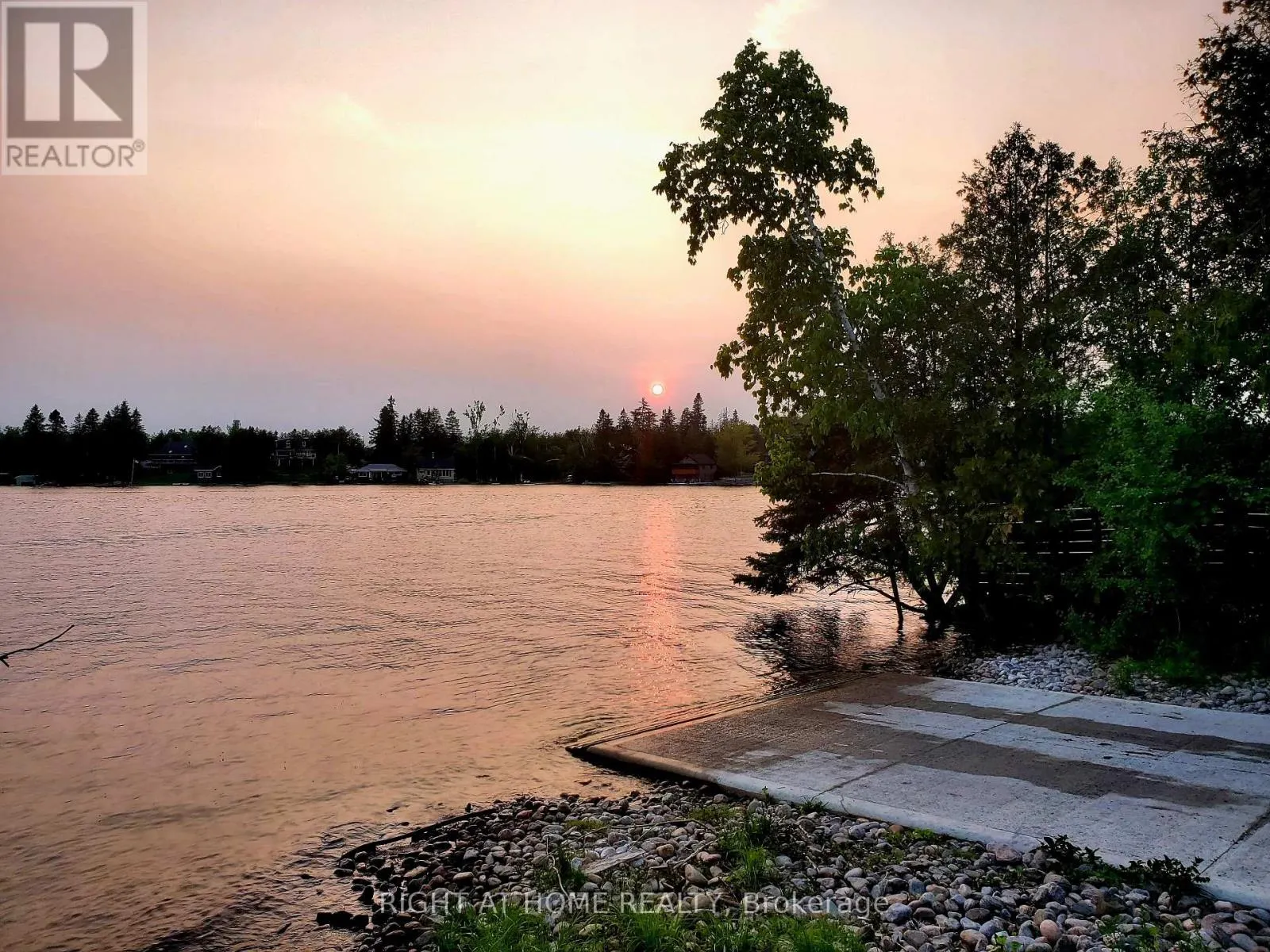 119 STURGEON GLEN ROAD