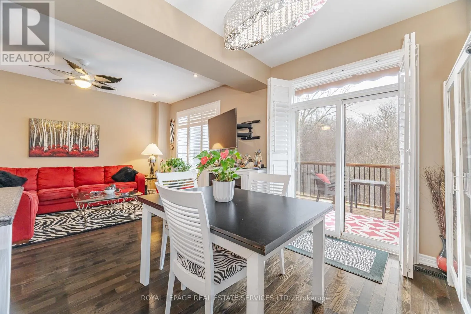 54 OAKHAVEN PLACE