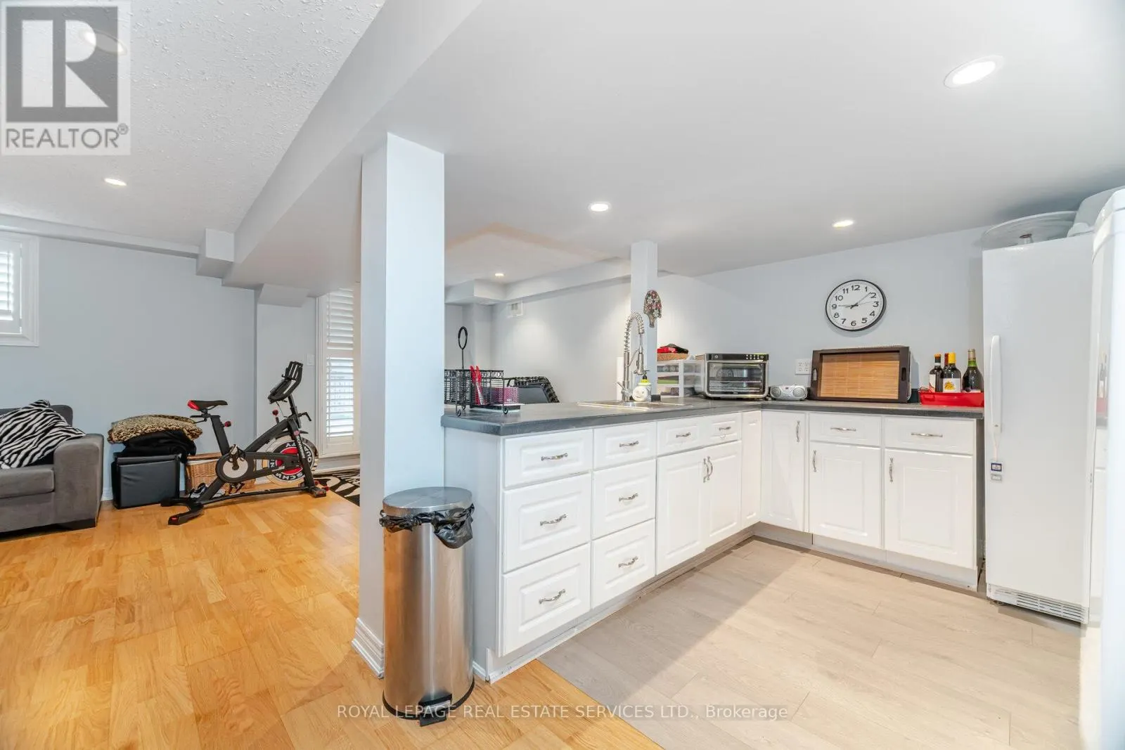 54 OAKHAVEN PLACE