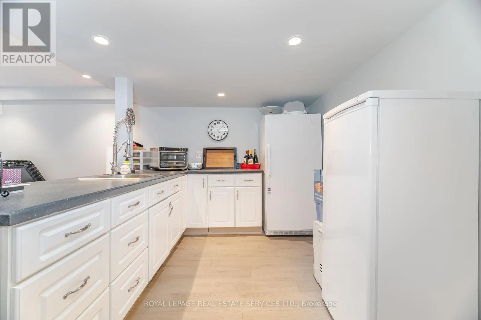 54 OAKHAVEN PLACE