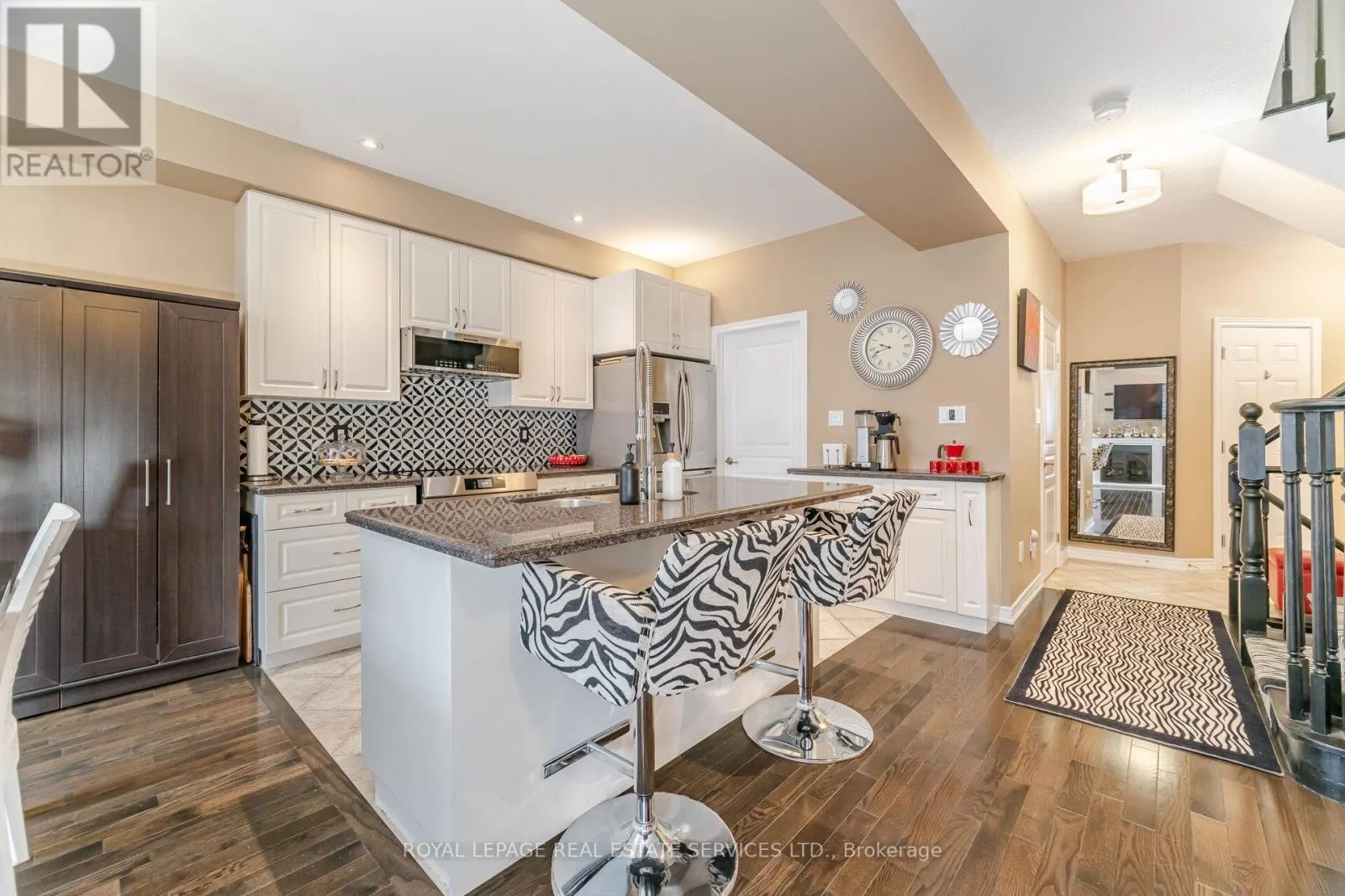 54 OAKHAVEN PLACE