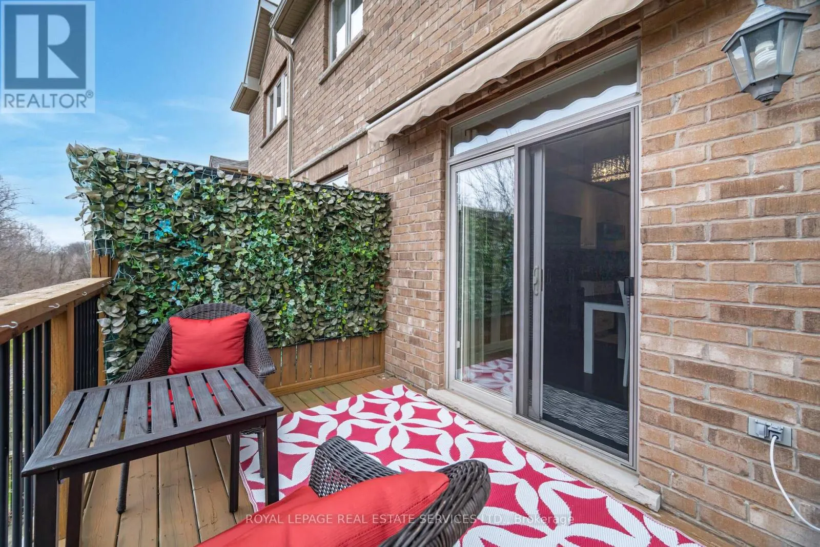 54 OAKHAVEN PLACE