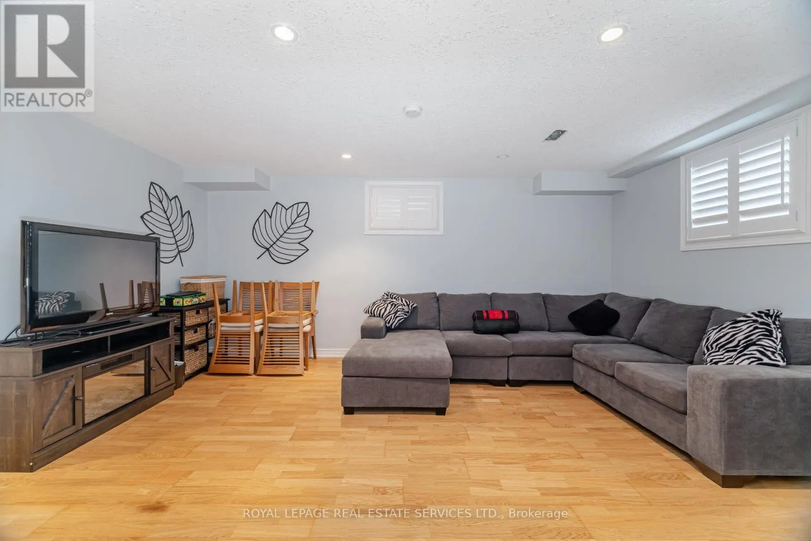 54 OAKHAVEN PLACE