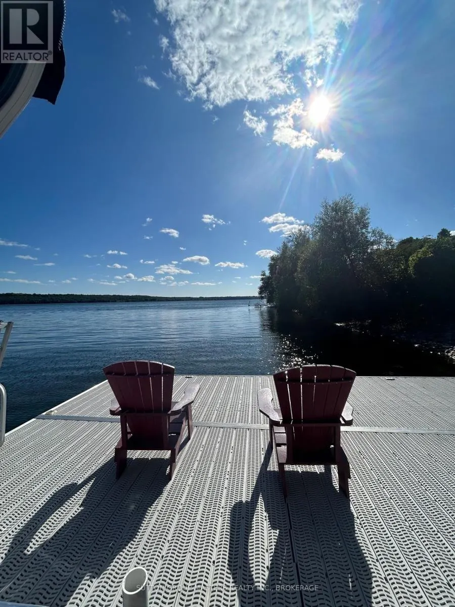 452 BAYSHORE ROAD