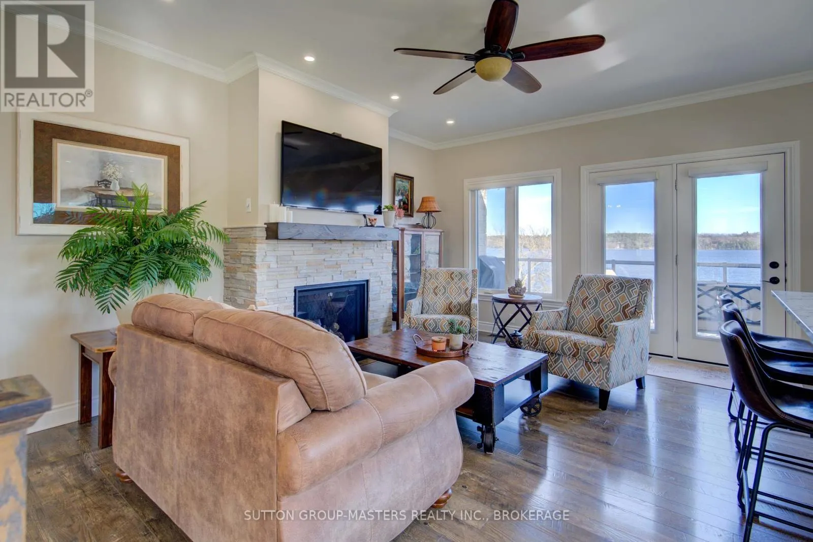 452 BAYSHORE ROAD