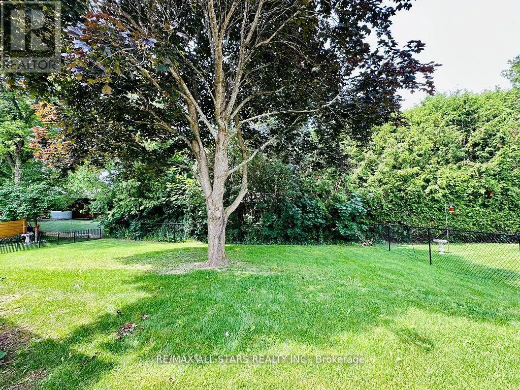 36 RUSSELL HILL ROAD
