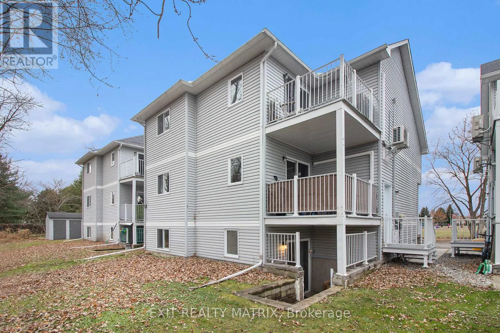 5C - 75 LAPOINTE BOULEVARD