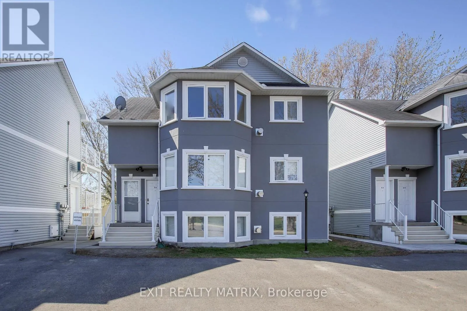 5C - 75 LAPOINTE BOULEVARD