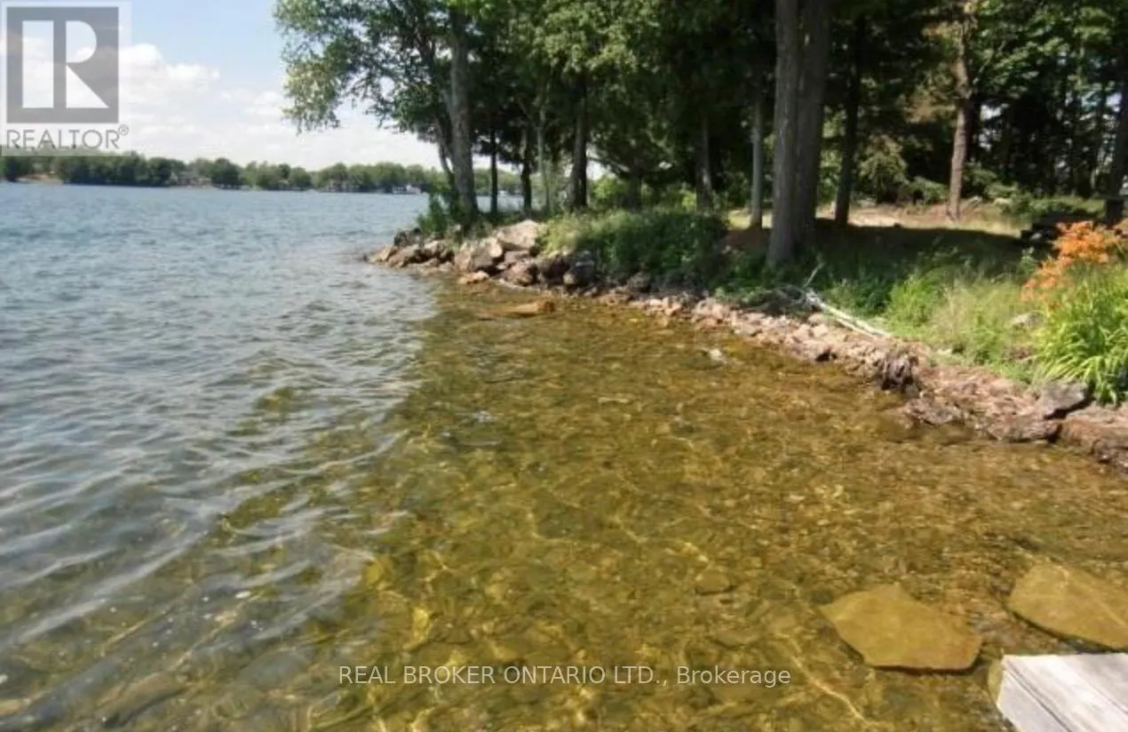 101 FAIRCLOUGH ISLAND