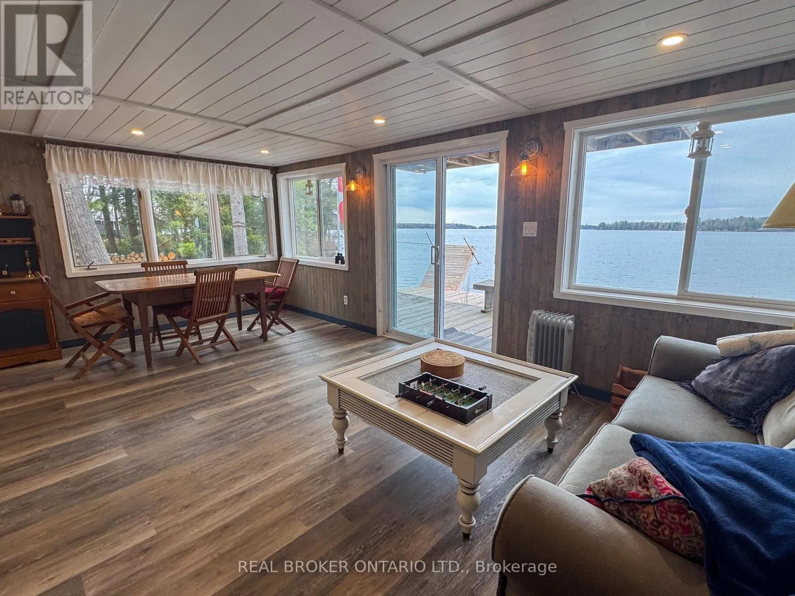 101 FAIRCLOUGH ISLAND