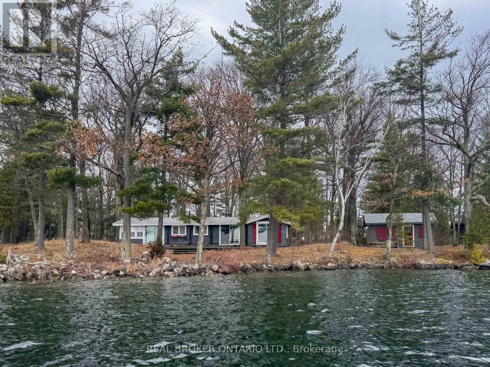 101 FAIRCLOUGH ISLAND