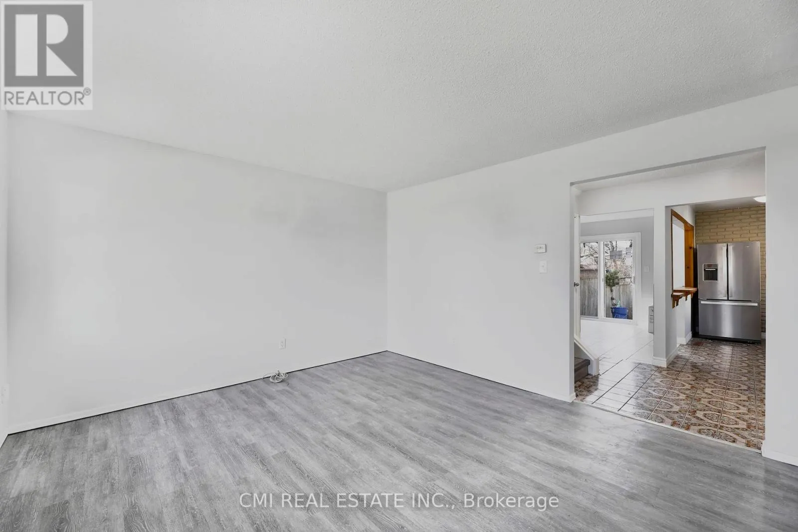 17 MAPLESTONE AVENUE