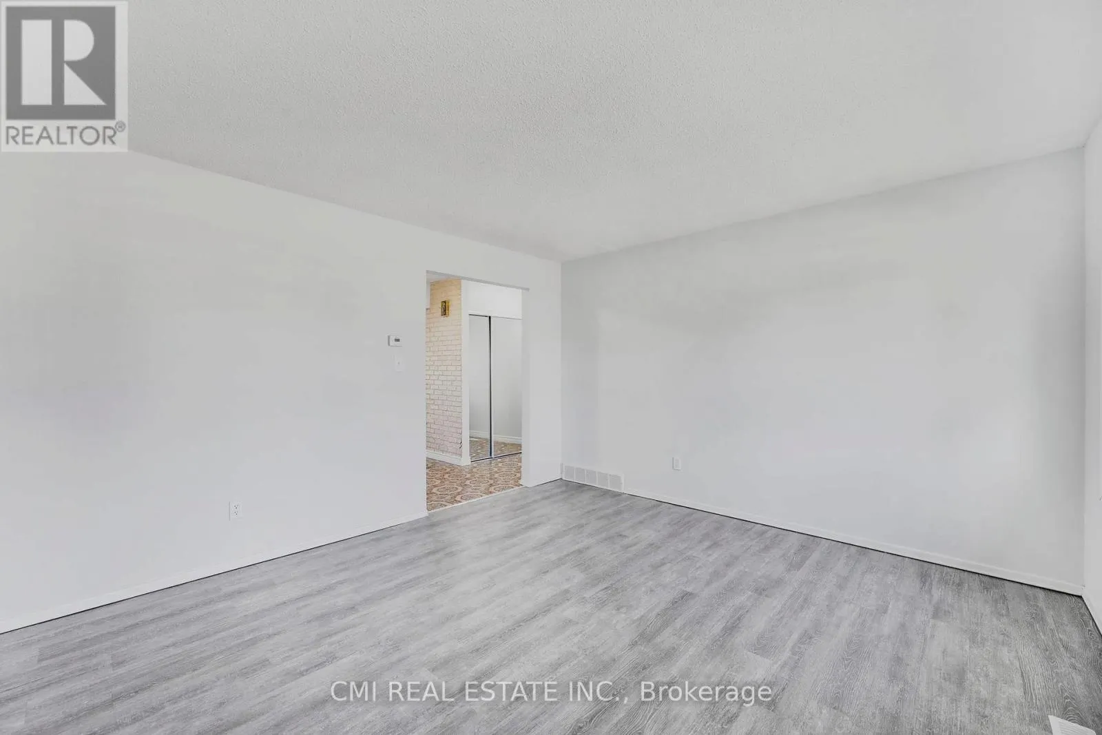 17 MAPLESTONE AVENUE