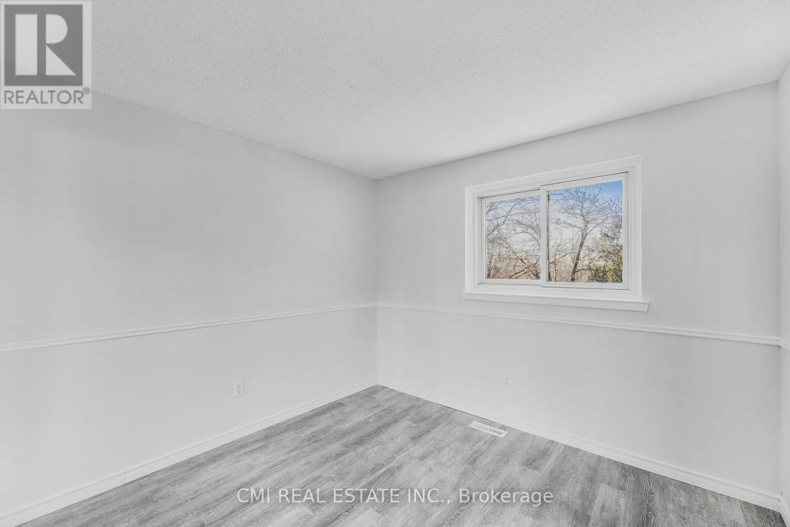 17 MAPLESTONE AVENUE