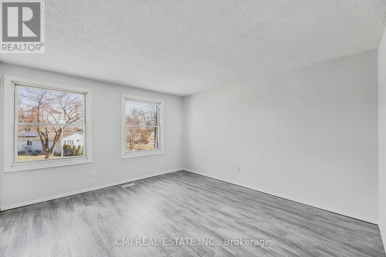 17 MAPLESTONE AVENUE