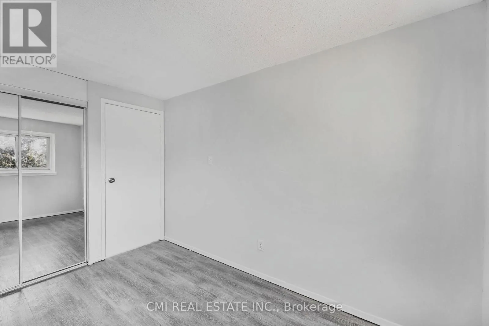 17 MAPLESTONE AVENUE