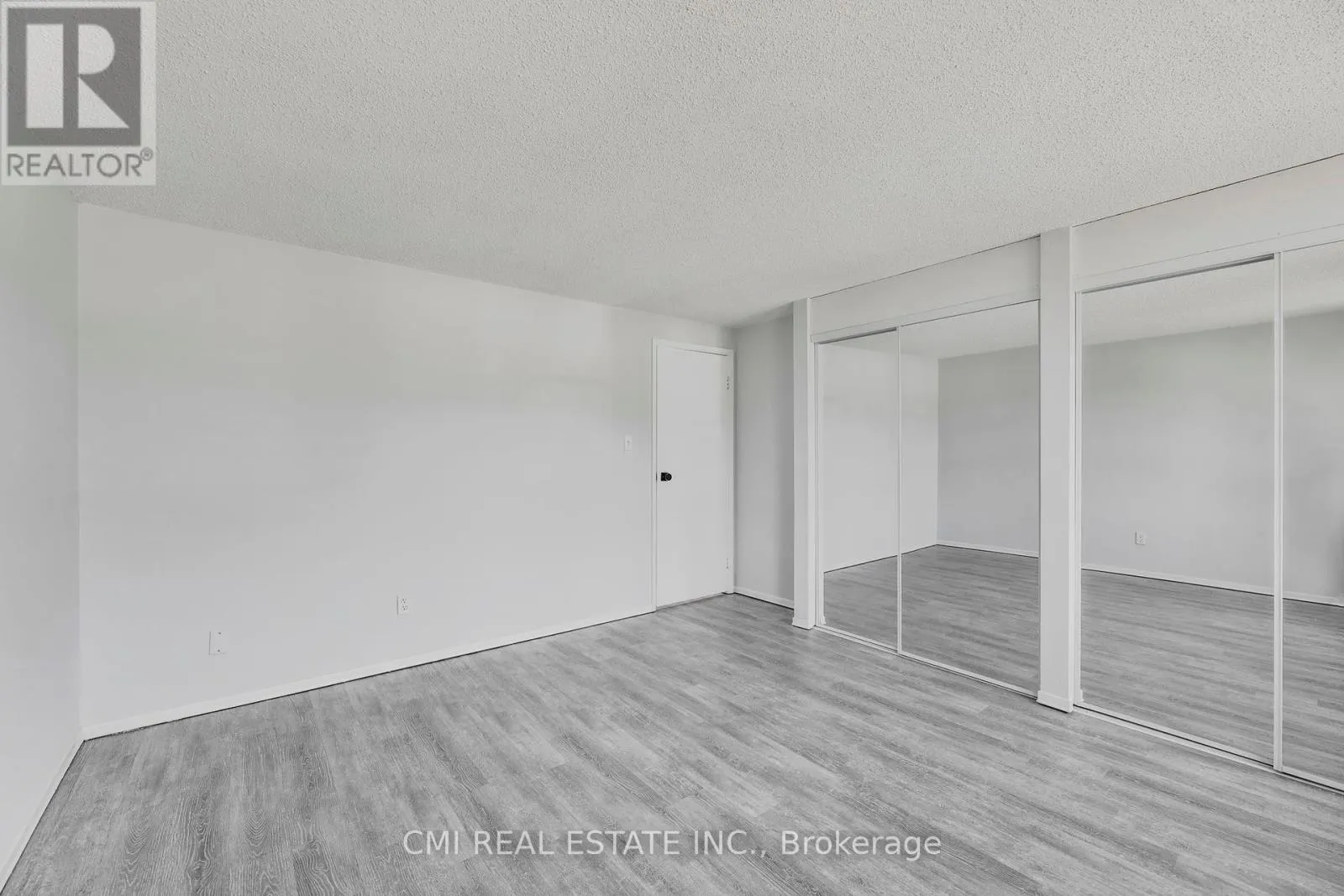 17 MAPLESTONE AVENUE