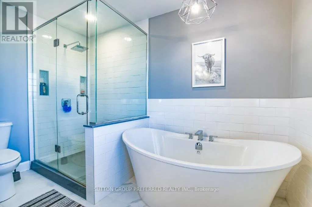 146 GILMOUR DRIVE