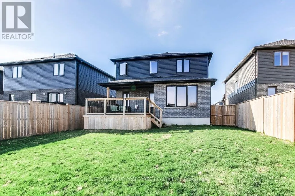 146 GILMOUR DRIVE